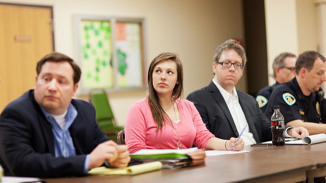 你老闆「會議成癮」了嗎？專家建議4個更好的會議流程
